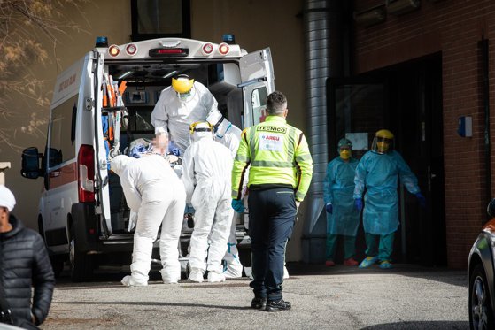 Epidemia de coronavirus: Italia anunţă al doilea deces / Românii din Codogno au intrat în carantină pentru două săptămâni. Şcoli şi restaurante închise / MAE: Niciun român din Italia nu e infectat