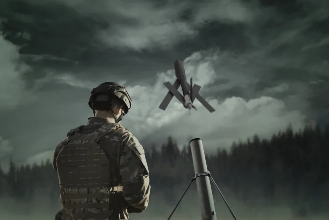 Video: AeroVironment oferă Ucrainei drone kamikaze Switchblade 600